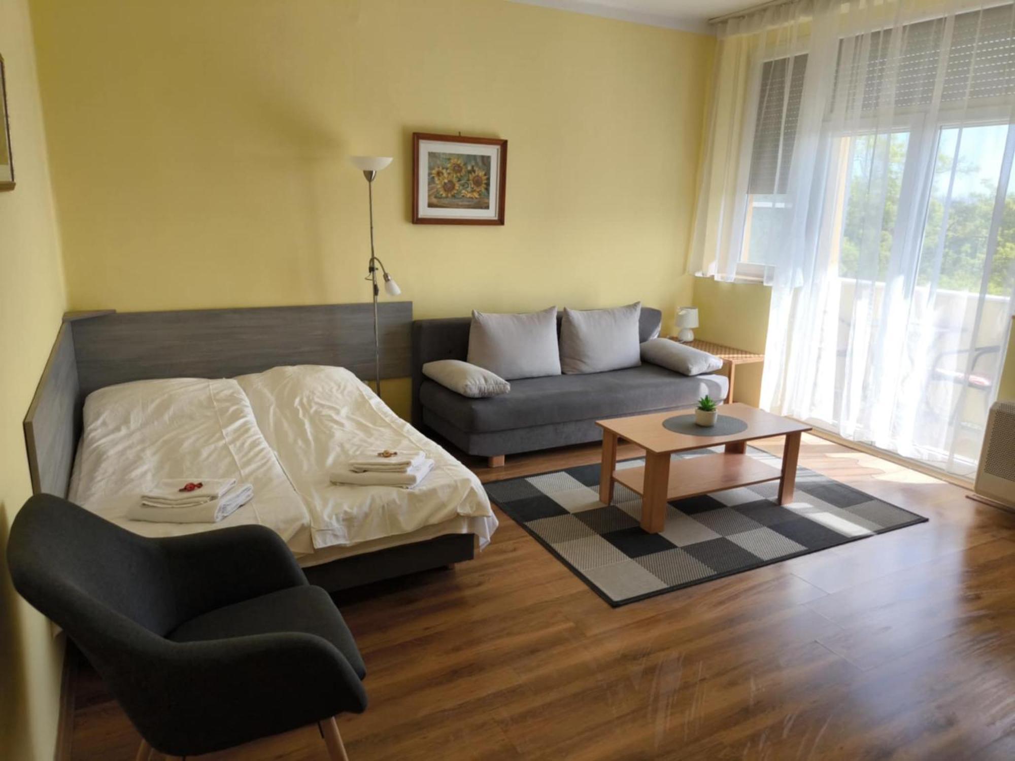 Szeki Apartman بالاتونفوريد المظهر الخارجي الصورة